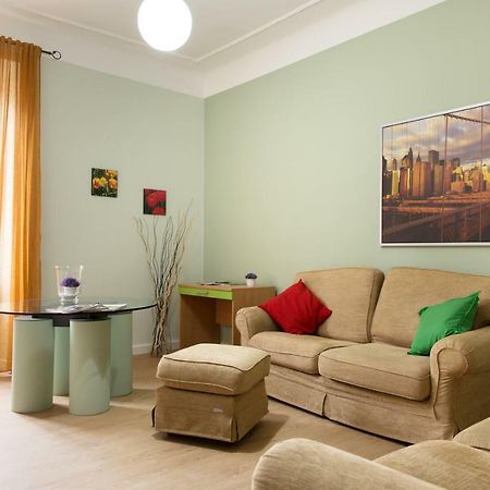 Beautiful Apartment In San Giovanni Close To Colosseo Roma Dış mekan fotoğraf