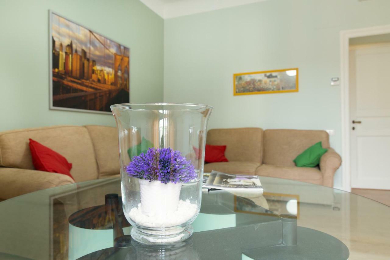 Beautiful Apartment In San Giovanni Close To Colosseo Roma Dış mekan fotoğraf