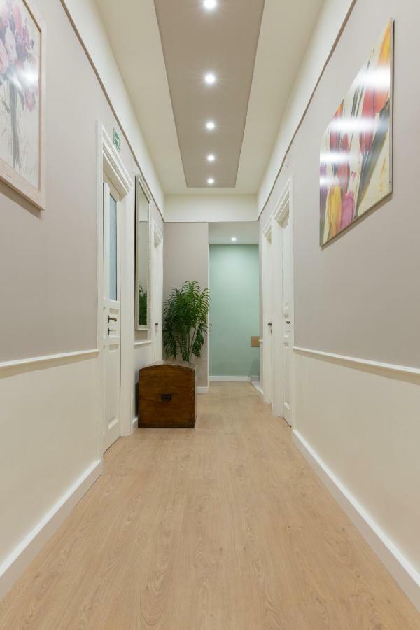 Beautiful Apartment In San Giovanni Close To Colosseo Roma Dış mekan fotoğraf